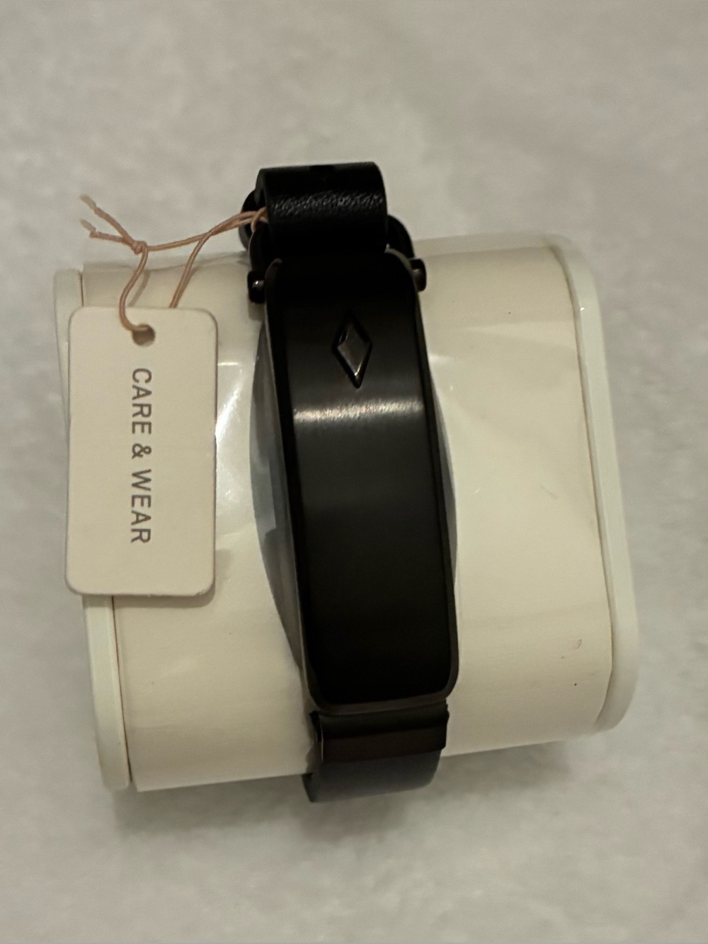 Fossil Q Reveler and Dreamer
Women’s / unisex black activity trackr smart watch